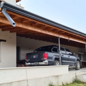 Imagen de CANALETA CON MOLDURAS
